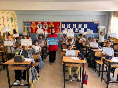 &Ccedil;emişgezek&rsquo;te &ouml;ğrencilere y&ouml;nelik sağlık farkındalık etkinliği
