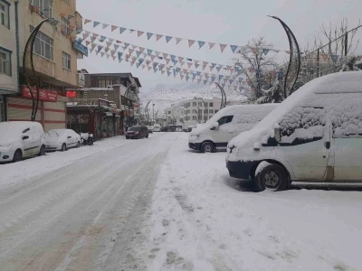 &Ccedil;ermik beyaza b&uuml;r&uuml;nd&uuml;
