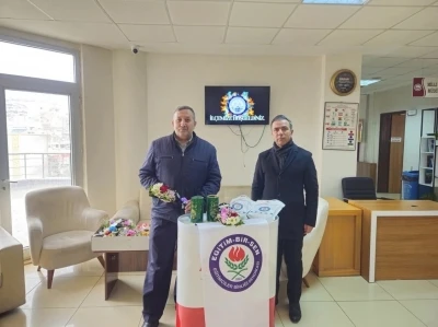 &Ccedil;ermik&rsquo;e atanan &ouml;ğretmenlere &ccedil;i&ccedil;ekli karşılama
