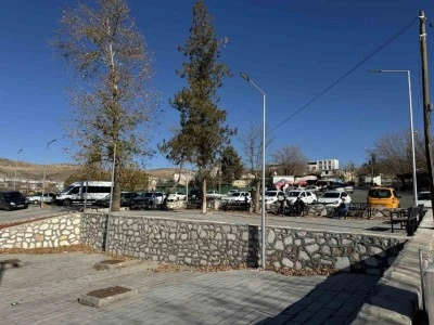 &Ccedil;ermik kaplıcaları d&ouml;rt mevsim ziyaret&ccedil;i ağırlıyor