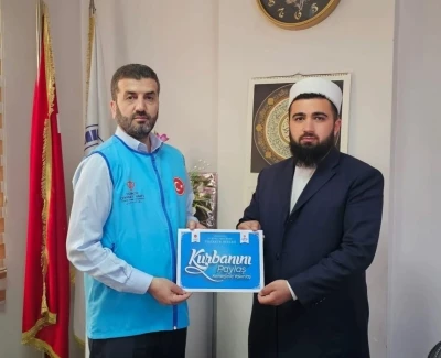 &Ccedil;ermik&rsquo;te g&ouml;revli imam 54 kurban bağışı topladı
