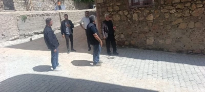 &Ccedil;ermik&rsquo;te yağışlar nedeni ile bozulan yollar onarılıyor
