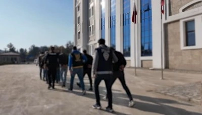 &Ccedil;eşitli su&ccedil;lardan yakalanan 18 ş&uuml;pheli tutuklandı