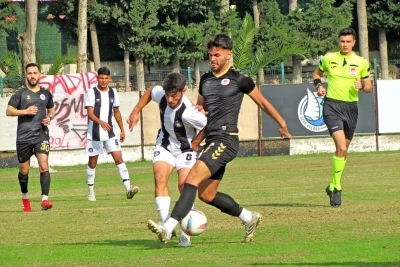 Çeşme Belediyespor ligin ikinci yarısına galibiyetle başladı
