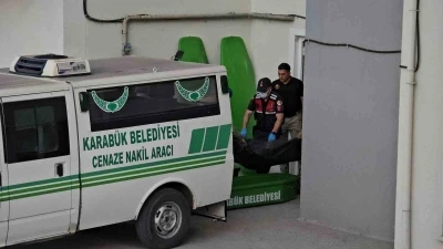 Cezaevinden izinli çıkıp, eşinin evini ateşe verdi
