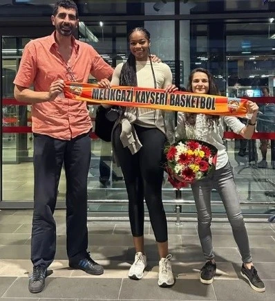 Charli Collier, Kayseri’ye geldi
