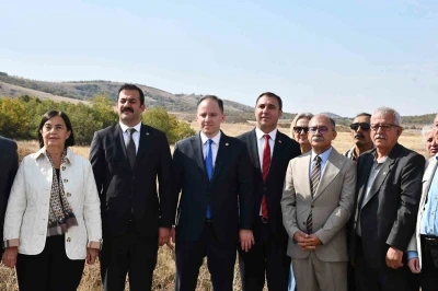 CHP Başkan Yardımcısı Yavuzyılmaz, Beylikova’da incelemelerde bulundu
