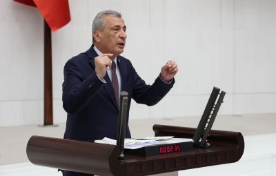 CHP'de Hasan &Ouml;zt&uuml;rkmen'den 755 milyon TL iddiası
