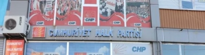 CHP&rsquo;den istifalar s&uuml;r&uuml;yor