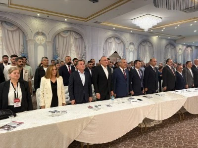 CHP Gaziantep İl Kongresi’nde kavga çıktı! Hurşit Yıldırım’ın konuşması sırasında tansiyon yükseldi