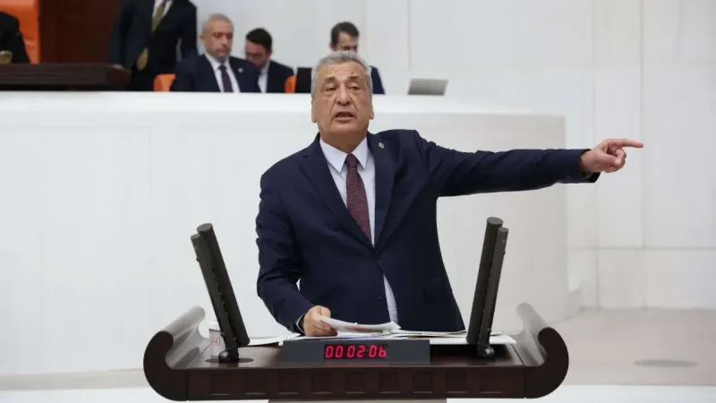 CHP Gaziantep&rsquo;te Gerilim S&uuml;rerken &Ouml;zt&uuml;rkmen&rsquo;den Birlik &Ccedil;ağrısı
