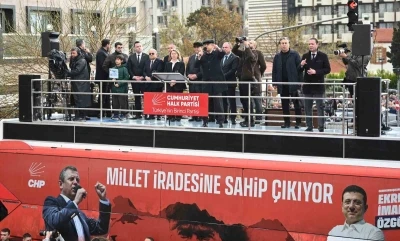 CHP Genel Başkanı &Ouml;zel Kuşadası&rsquo;nda
