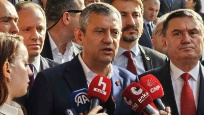 CHP Genel Başkanı Özel: &quot;Buradan bir sonuç alamayacakları belli, Mansur Yavaş’ı da tartıştırmak üzerine yaptıkları bir hamle&quot;
