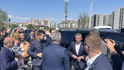 CHP Genel Başkanı &Ouml;zel, tutuklu Mustafa Bozbey&rsquo;i cezaevinde ziyaret etti
