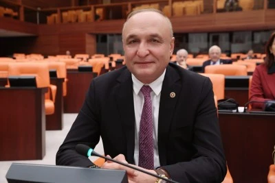 CHP&rsquo;li Melih Meri&ccedil;&rsquo;ten Bakan Uraloğlu&rsquo;na Tasarruf &Ccedil;ıkışı 
