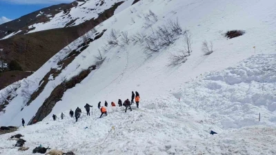 &Ccedil;ığ altında kalan &ccedil;obanın cansız bedenine 125 g&uuml;n sonra ulaşıldı
