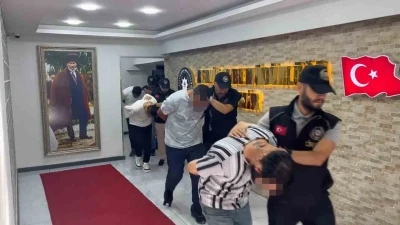 Çiğli’de sokak ortasında işlenen cinayette 2 tutuklama
