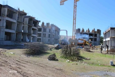 Çıldır da 2. etap TOKİ hızla yükseliyor
