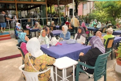 Çınarcık’ta depremde hayatlarını kaybedenler unutulmadı
