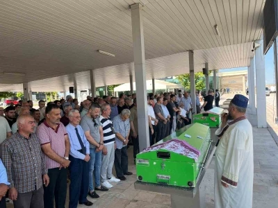Cinnet kurbanı anne ve kızı defnedildi
