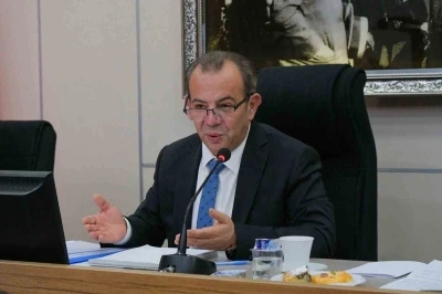 Cinsel saldırı su&ccedil;laması dosyasında tutuklanan Tanju &Ouml;zcan&rsquo;ın şof&ouml;r&uuml; tahliye edildi
