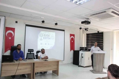 Cizre&rsquo;de evde eğitim veren fedakar &ouml;ğretmenler unutulmadı
