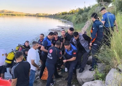 Cizre’de köprüden nehre atlayan gencin cansız bedenine ulaşıldı
