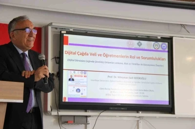 Cizre&rsquo;de "Anne Baba Okulu" konferansı
