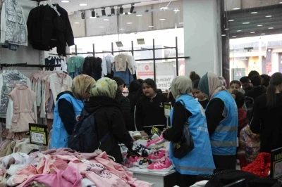Cizre&rsquo;de "Yetim G&uuml;lerse Cizre G&uuml;ler" Projesi
