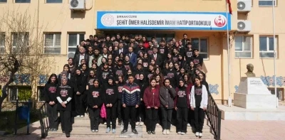 Cizre Kaymakamı Baycar, lise &ouml;ğrencilerine tavsiyelerde bulundu
