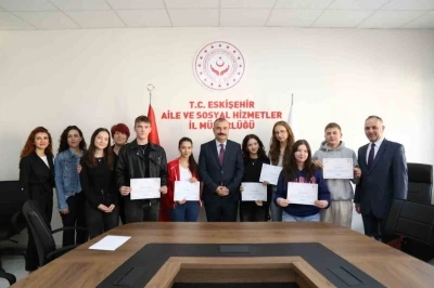 Çocuk Hakları İl Komitesi üyelerine teşekkür belgeleri takdim edildi
