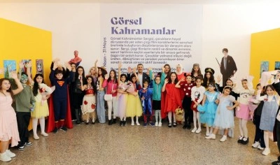 &Ccedil;ocuklar hayal g&uuml;c&uuml;n&uuml; sanatla buluşturdu