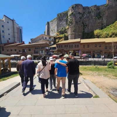 &Ccedil;ocuklar Tarih ve K&uuml;lt&uuml;rle Buluştu