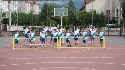 &Ccedil;ocuklar yazın rotasını spora &ccedil;evirdi

