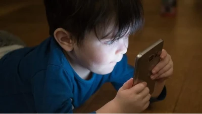 &Ccedil;ocuklara Sosyal Medya D&uuml;zenlemesi G&uuml;ndemde