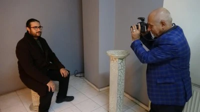Çocukluk hayali olan fotoğrafçılığı 55 yıldır sürdürüyor