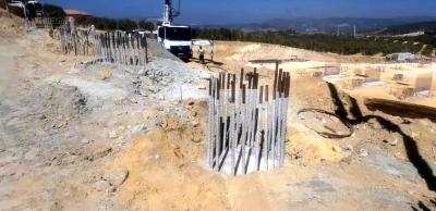 Çökme yaşanan karayolunda çalışmalar aralıksız devam ediyor
