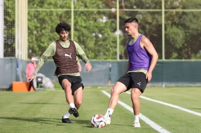 Corendon Alanyaspor, Fatih Karag&uuml;mr&uuml;k ma&ccedil;ı hazırlıklarına başladı

