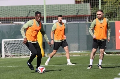 Corendon Alanyaspor, G&ouml;ztepe ma&ccedil;ı hazırlıklarını tamamladı
