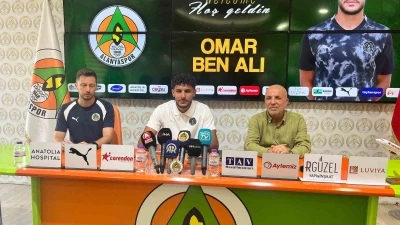 Corendon Alanyaspor, Tunuslu santrfor Omar Ben Ali&rsquo;yi renklerine bağladı
