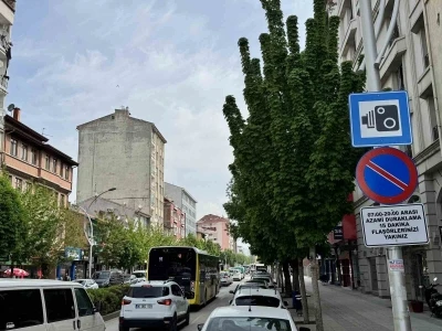 &Ccedil;orum Belediyesi&rsquo;nden trafik yoğunluğuna karşı s&uuml;reli park uygulaması
