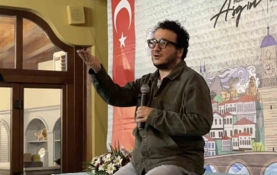 &Ccedil;orum Belediyesi&rsquo;nin "Han Sohbetleri"nde bilim dolu akşam
