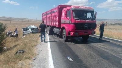 Çorum’da 5 araç birbirine girdi: 10 yaralı
