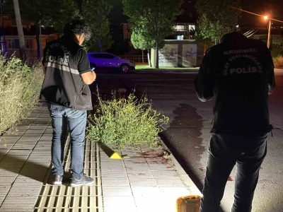 &Ccedil;orum&rsquo;da bı&ccedil;aklı kavga: 2 yaralı
