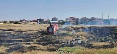 Çorum’da hastane yakınında çıkan yangın örtü yangını korkuttu
