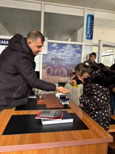 &Ccedil;orum&rsquo;da &ouml;zel bireylerden g&ouml;n&uuml;lleri ısıtan ikram
