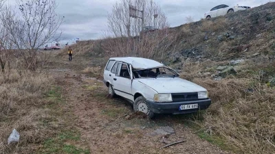 &Ccedil;orum&rsquo;da Tofaş şarampole u&ccedil;tu: 3 yaralı
