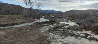 &Ccedil;orum&rsquo;da ulaşıma kapanan yolda ulaşım ge&ccedil;ici k&ouml;pr&uuml;den sağlanacak
