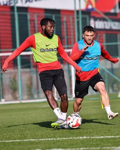 &Ccedil;orum FK, Sivaspor ma&ccedil;ı hazırlıklarına başladı
