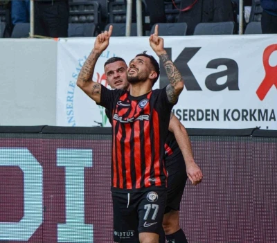 &Ccedil;orum FK, Uğur U&ccedil;ar y&ouml;netiminde 7 ma&ccedil;tan 7 galibiyetle ayrıldı
